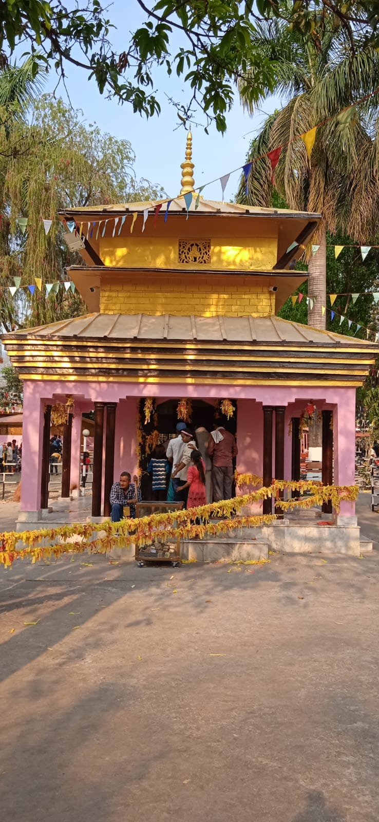 कञ्चनपुरकाे टनकपुर हुँदै उत्तराखण्ड प्रस्थान !